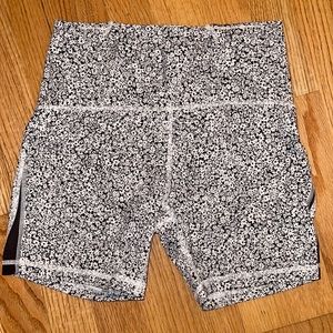 Lululemon White and Black Flower Print Workout Short